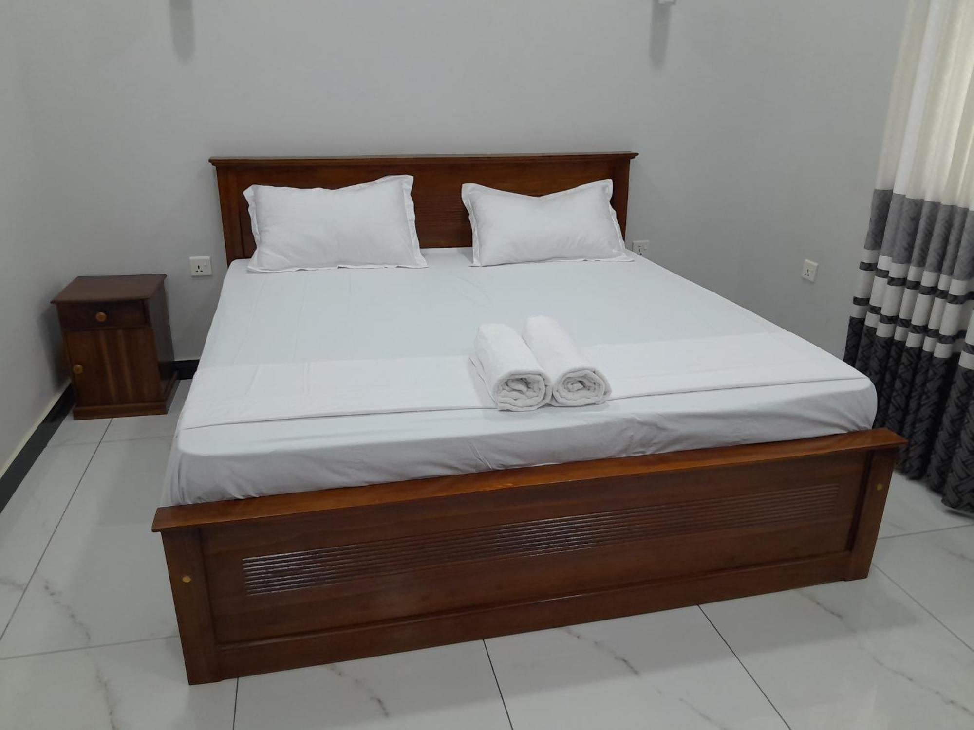 Alps Villa Jaffna Exterior photo